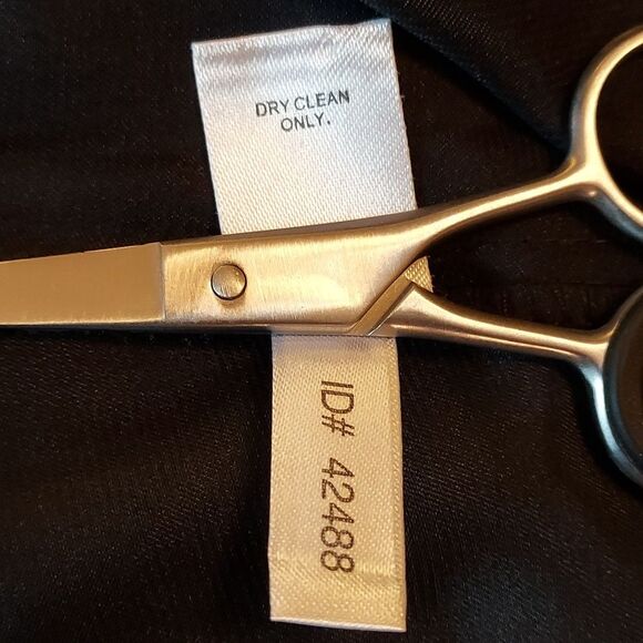 Express Black & White Silk Shell 3/4 Sleeve Butterfly Blouse Size XS - Picture 11 of 12